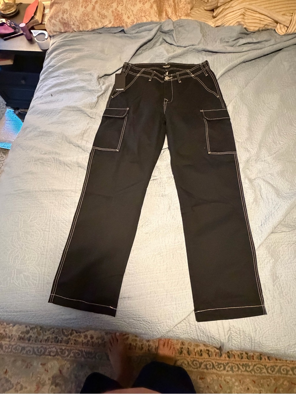 Men's true religion Black Cargo Pants with Contrast Stitching